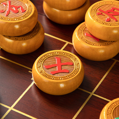 Chinesisches Schachspiel (Xiangqi) | Reise-Set aus Birkenholz mit Leder-Spielfeld